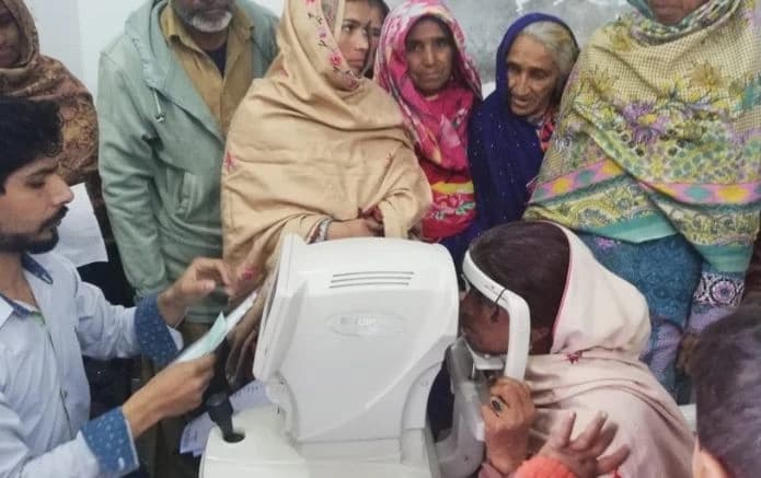 Free Eye Checkup at Kallar Kahar